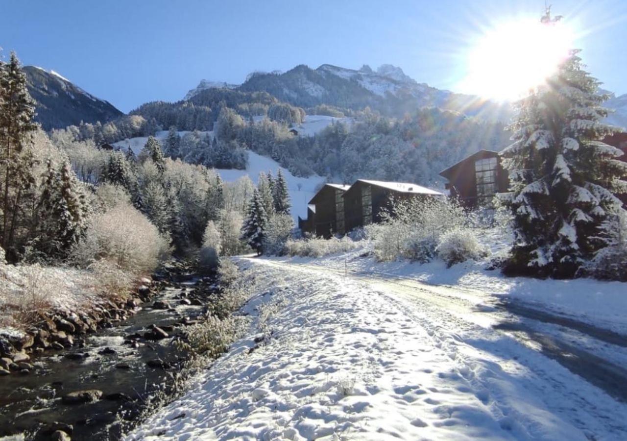 Aparthotel Mountain River Resort Val dʼIlliez Eksteriør billede