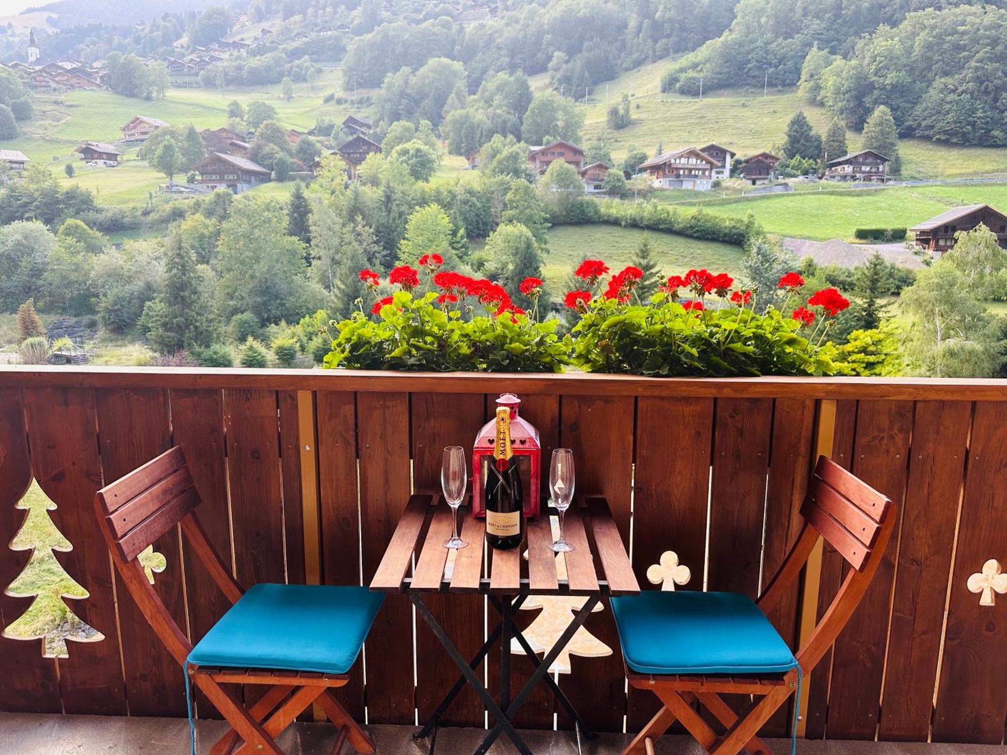 Aparthotel Mountain River Resort Val dʼIlliez Eksteriør billede
