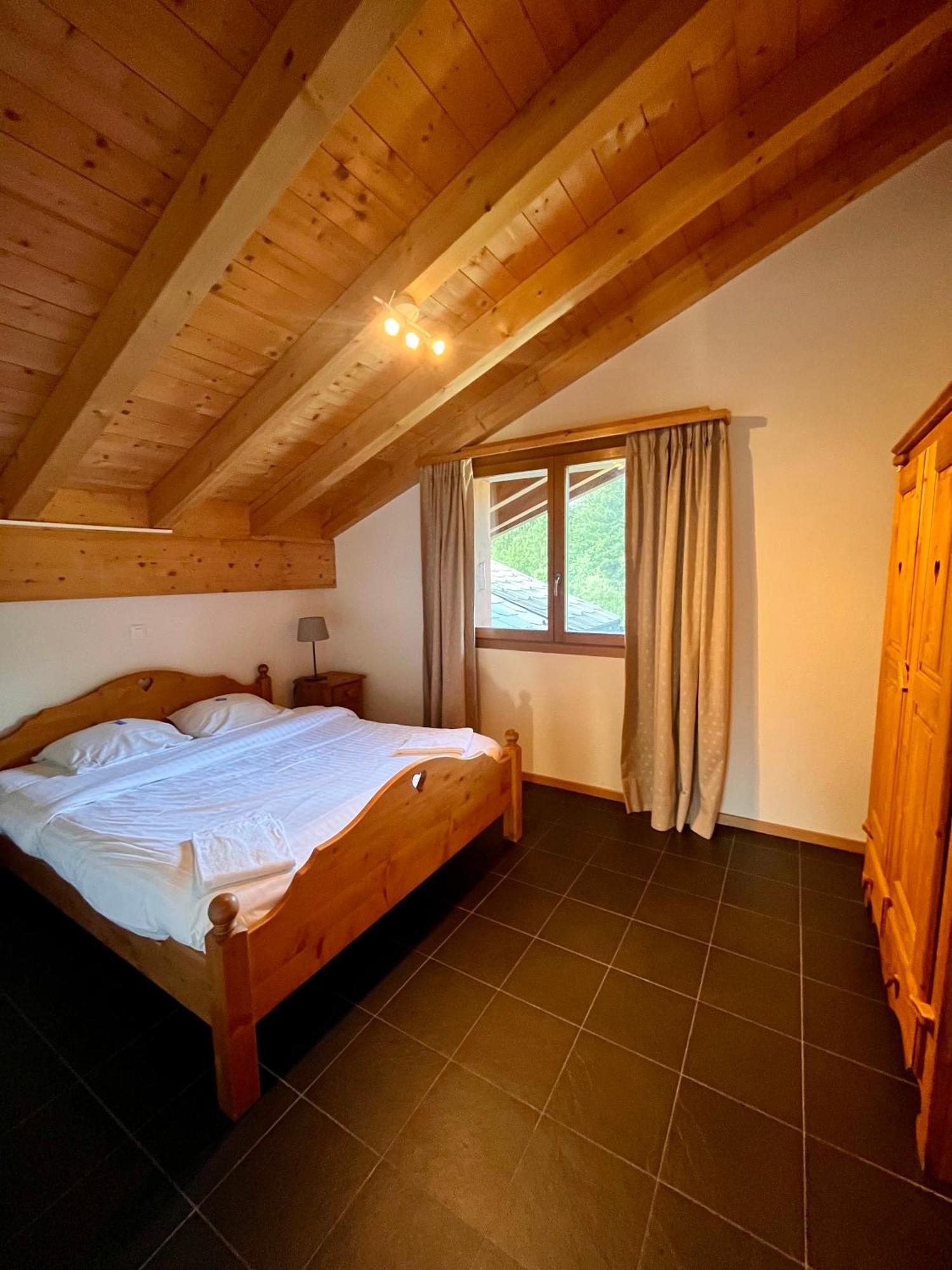 Aparthotel Mountain River Resort Val dʼIlliez Eksteriør billede